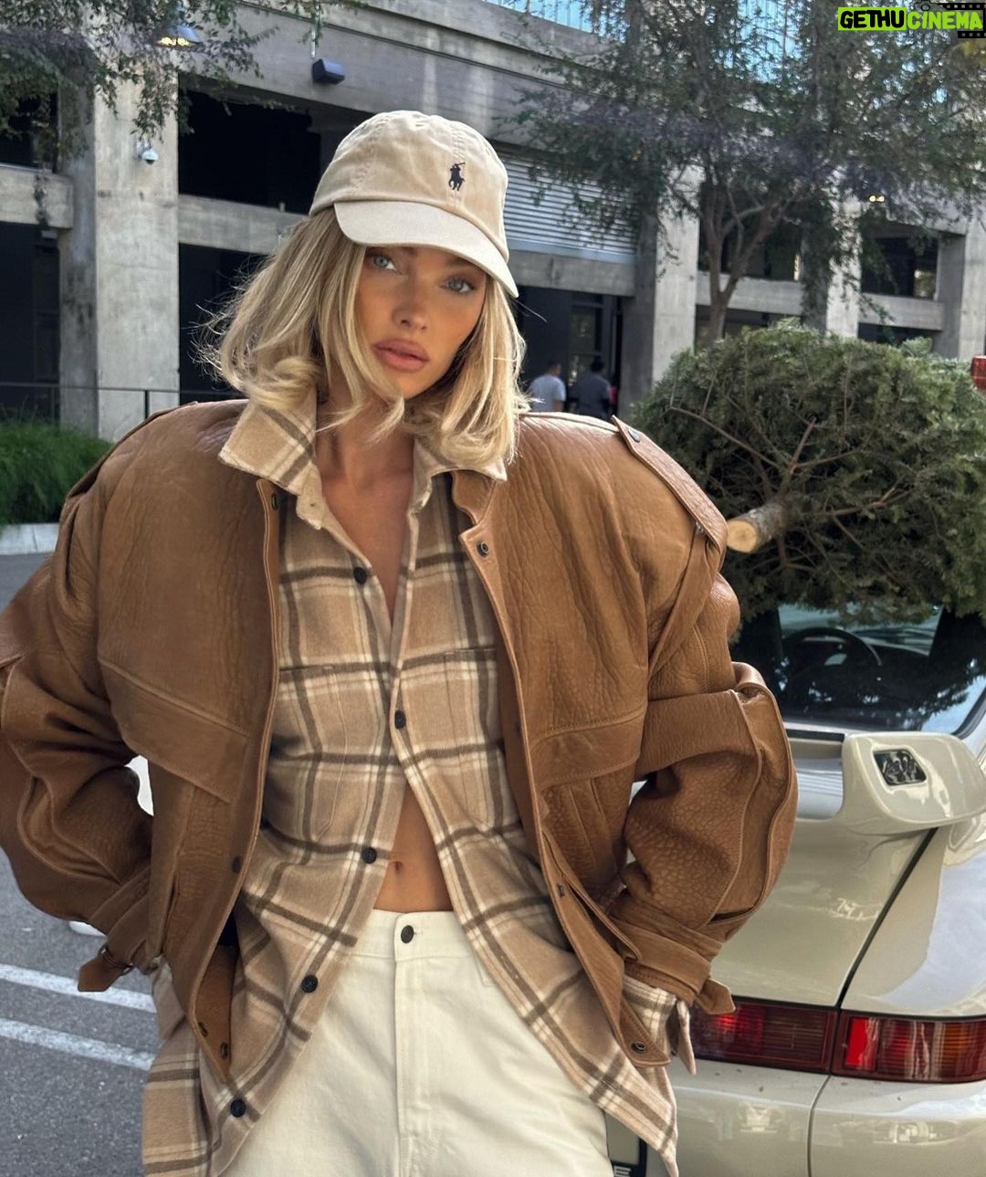 Elsa Hosk Instagram - already miss Christmas 🥹