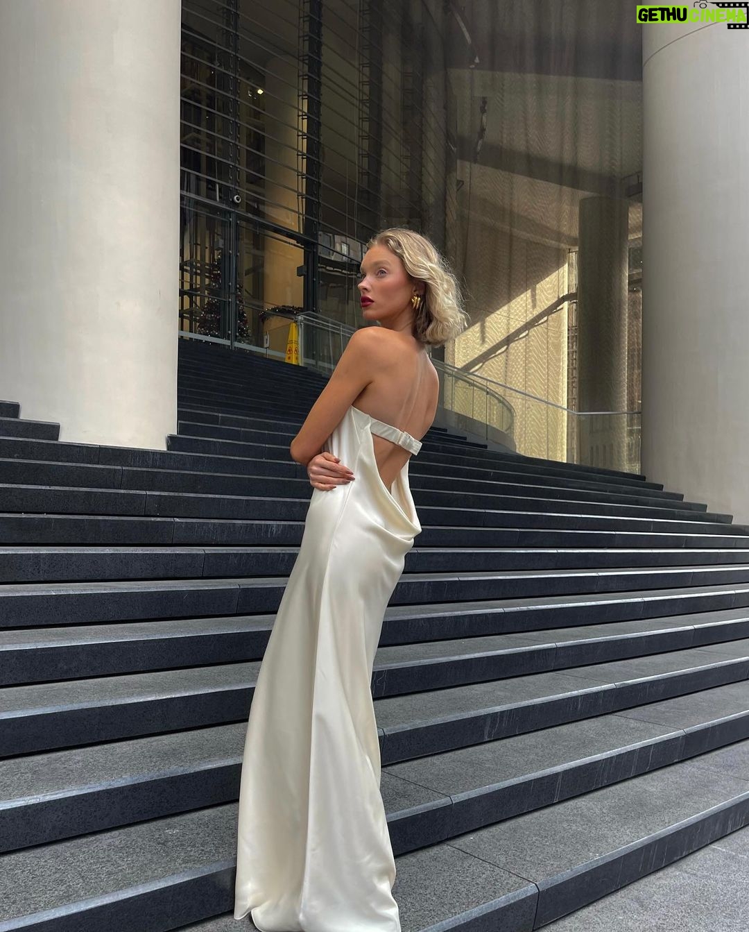 Elsa Hosk Instagram - The Ultimate silk gown🫶❤️ from the @helsastudio “Holidays in New York” collection droppin November 30th