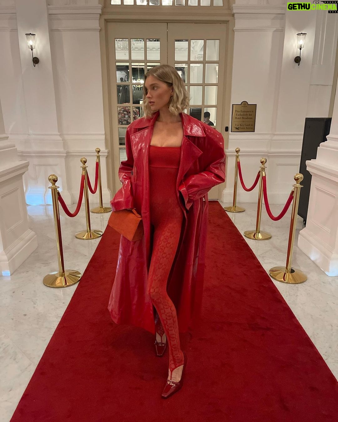 Elsa Hosk Instagram - Red is the new black they said 🌹 @revolve