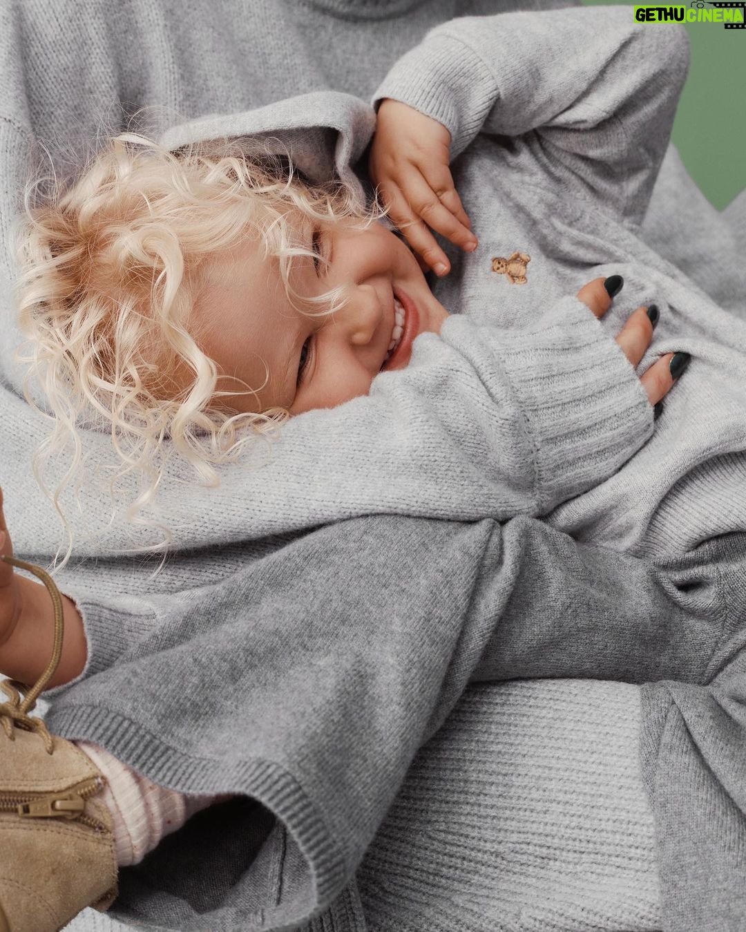 Elsa Hosk Instagram - Tuuli and I for @GAP ❤️❤️❤️❤️❤️❤️❤️❤️❤️ Had the best time shooting the gap holiday campaign with my number one girl!!
