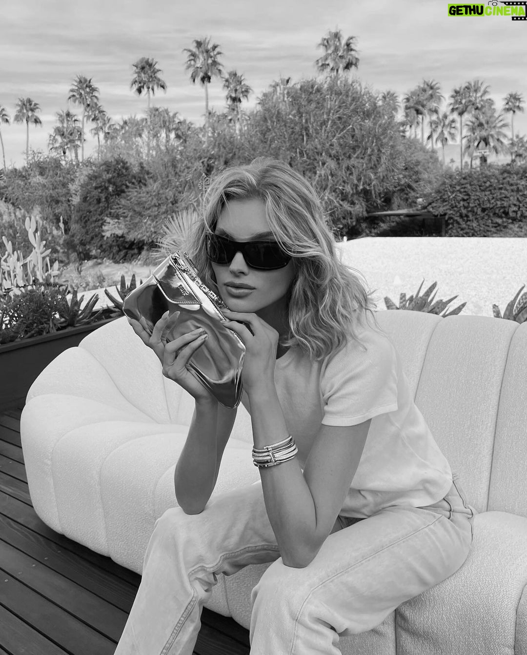 Elsa Hosk Instagram - Obsessed with this🪞bag @gcdswear 🤍