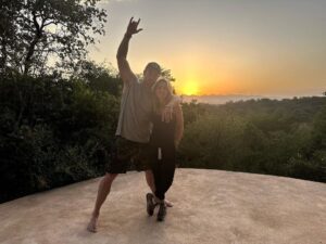 Elsa Pataky Instagram - One or my favourites place in the world! I always dream of Africa. @africa.born @samstogdale