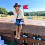 Elsa Pataky Instagram - What a trip! So happy to be part of the @magicmillions family. Was so great to enjoy the magic millions festival of British eventing at Gatcombe Park. Thanks to all. #festivalofbe #gatcombepark 🥰/ vaya viaje. Estoy encantada de formar parte de la familia @magicmillions nos lo pasamos increíble en el festival de magic millions del British eventing en Gatcombe park.