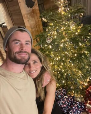 Elsa Pataky Instagram - Happy Christmas!! 😍☃️🏂Feliz Navidad!