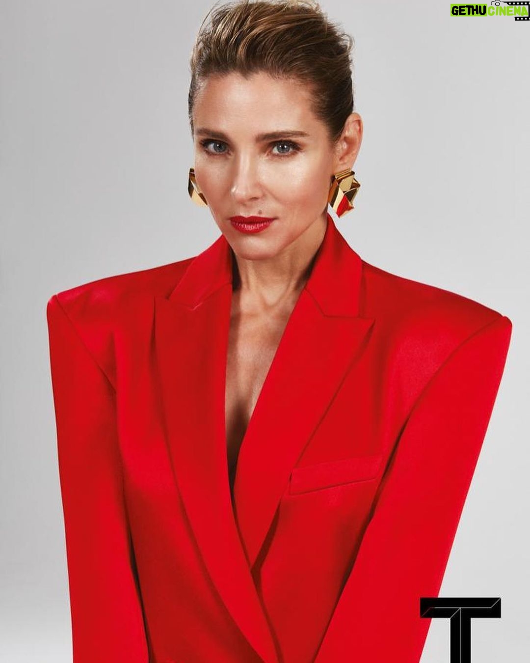 Elsa Pataky Instagram - Boss lady vibes all the way 😉 Thank you @tmagazineau Editor-in-chief: @lifeofkatarina Photographer: @pierretoussaint Stylist: @vvh_stylist Hair: @bradmullins Make-up: @sarahtammer Jewellery: @bulgari #bulgari Jacket: @fendi
