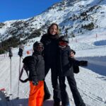 Elsa Pataky Instagram - Enjoying the snow before we go back with my favourites @aprilmun and @lukemun. Thanks @emacorno for taking care of of us and showing us the best places in @courchevel_officiel @fusalp