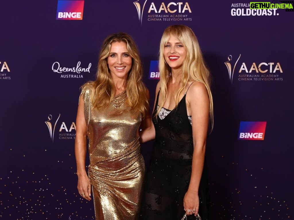 Elsa Pataky Instagram - Such a fun night presenting at the AACTA awards with @harryconnickjr to support Australia’s film & tv industry! Thank you @aacta - it’s always such a special night to celebrate with friends ❤️ Dress: @rabanne Jewellery: @bulgari