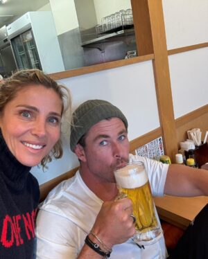 Elsa Pataky Instagram - Last week of our summer holidays!! Japan is always fun 💜