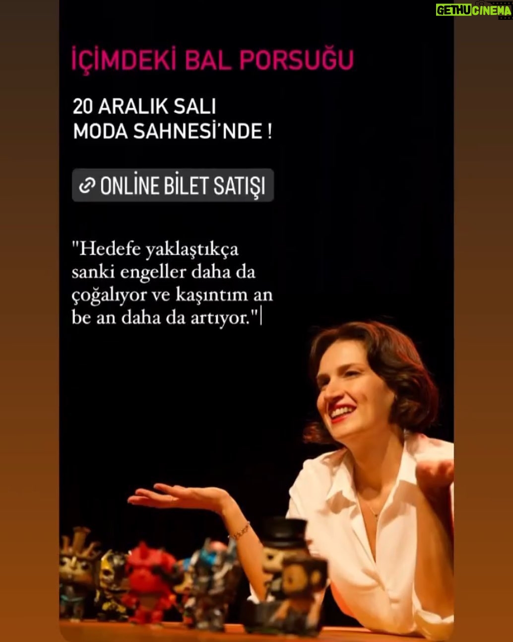 Elvin Aydoğdu Instagram - “İçimdeki Bal Porsuğu” 🦡🦡🦡 20 Aralık Salı @modasahnesi’nde…. @dottiyatro_dottheatre @ozlemdaltaban @aysegulbeyazdag “ İçimdeki bal porsuğuna ulaşmaya çalışıyorum. O zaman benim yapmam gereken tek şey onu burada korkusuzca açığa çıkarmak…” 🦡🦡🦡🦡