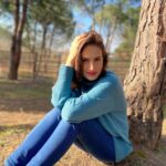 Elvin Aydoğdu Instagram - “İçimdeki Bal Porsuğu” provalarında poz vermeler falan bişeyler bişeyler🦡🦡🦡 3 Aralık Koma Sahnesi👈🏻 20 Aralık Moda Sahnesi👈🏻
