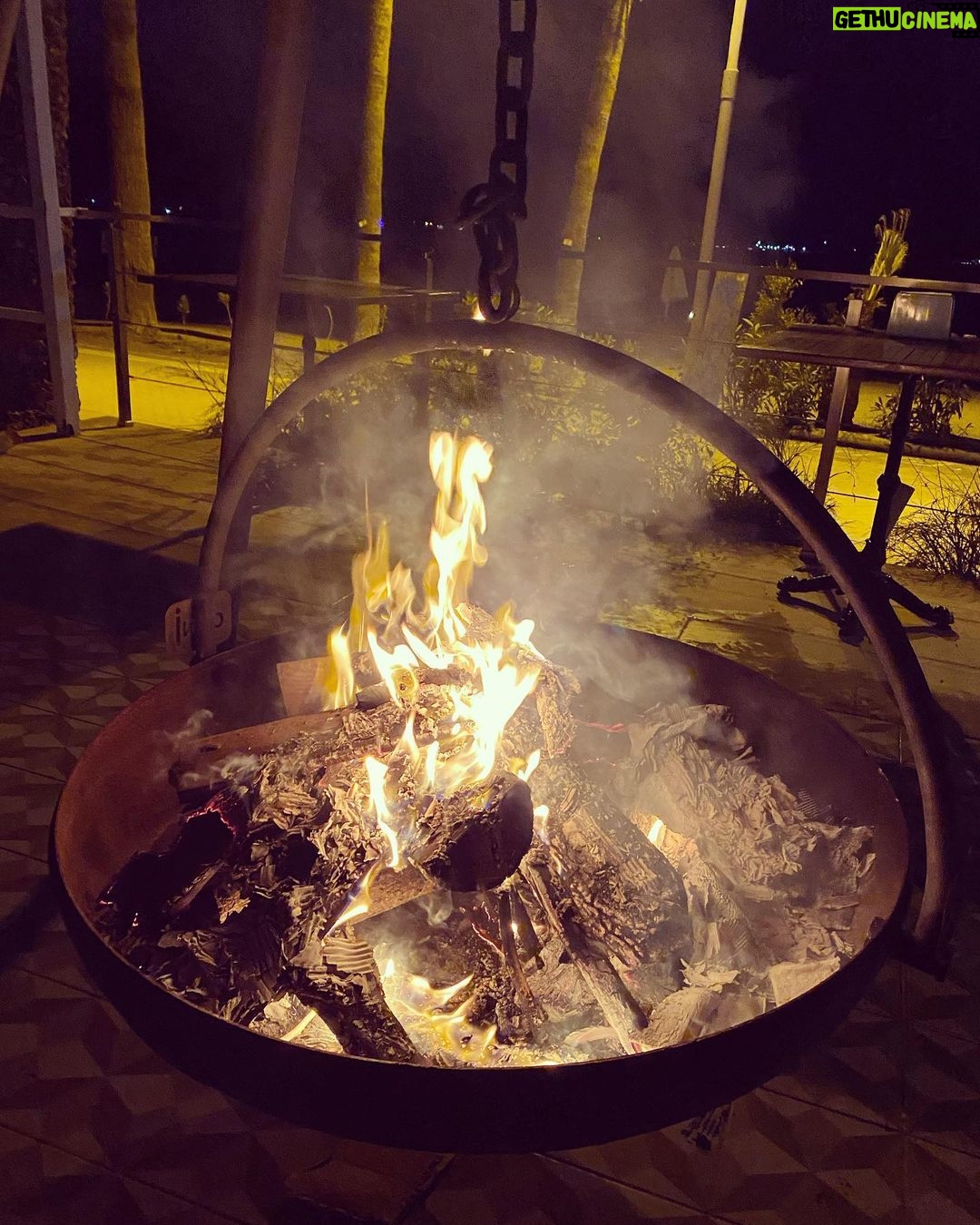 Elvin Aydoğdu Instagram - And sometimes wine and fire🍷🔥