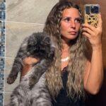 Eman El Assi Instagram - I don’t like selfies 👀