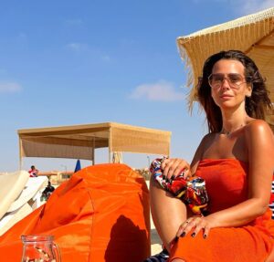 Eman El Assi Instagram - Happiness is 
Sea sand sun 🌤️