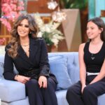 Eman El Assi Instagram – هنبقي معاكم يوم الخميس الجاي مع الأعلامية @monaelshazly.official  علي @cbcegypt  @cbcdrama 
#دلال_فتح_الله VS #ايمان_العاصي 😎