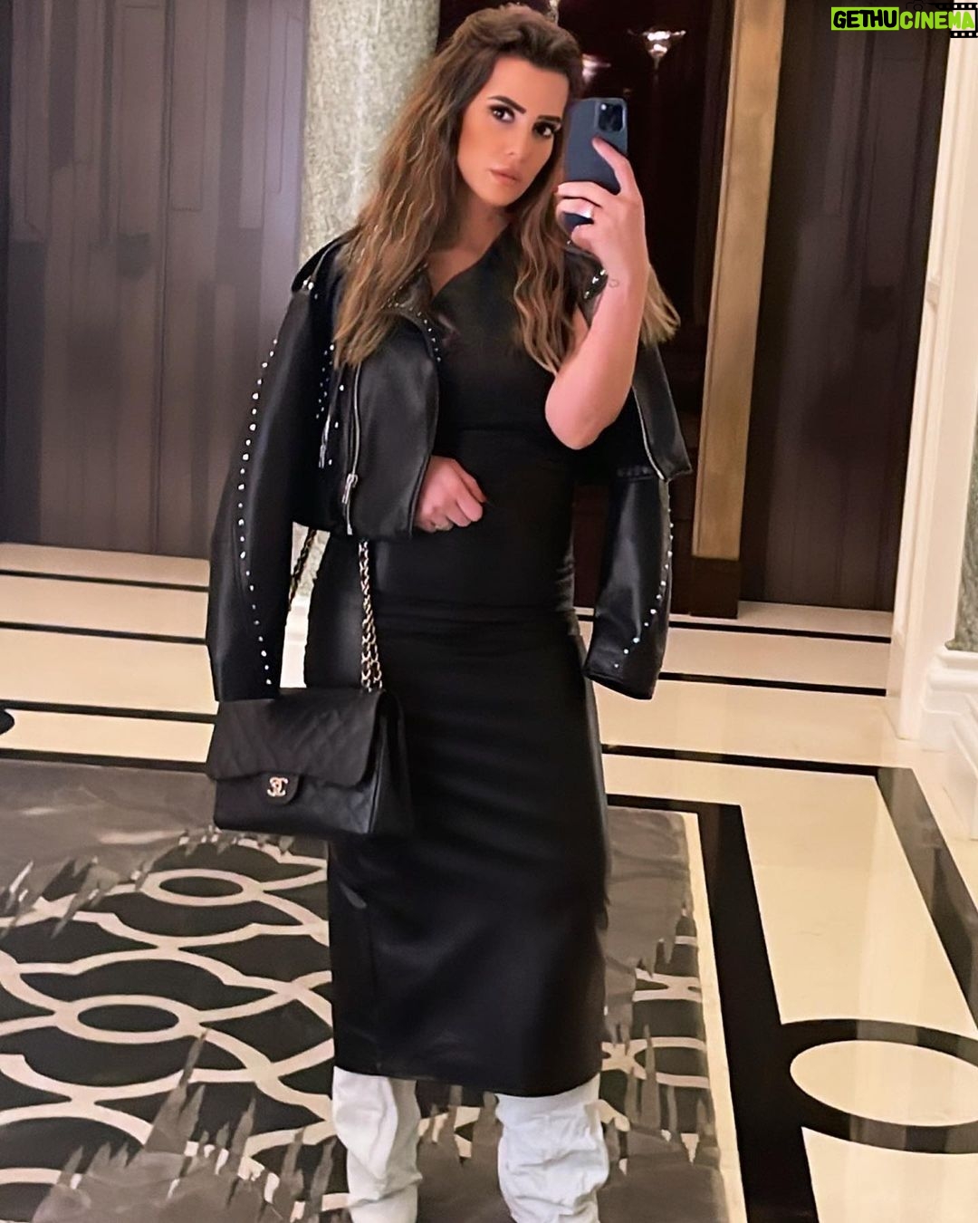 Eman El Assi Instagram - The most loyal person to me is , me 🖤 Peninsula Hotel Paris