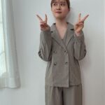 Emi Ōmatsu Instagram – 今ダイエット中なのですが
嬉しいことにすこしずつ痩せてきまして
着られる服も増えてきてとってもハッピーです😘
ワンピース細見えしてめちゃくちゃいいかんじ！セットアップはお仕事にもつかいやすそう！
YouTubeでものせましたが
SHEINのクーポンコードいただいたので
ぜひつかってください☺️『emirin』です☺️

#SHEINforall #SHEIN #PR