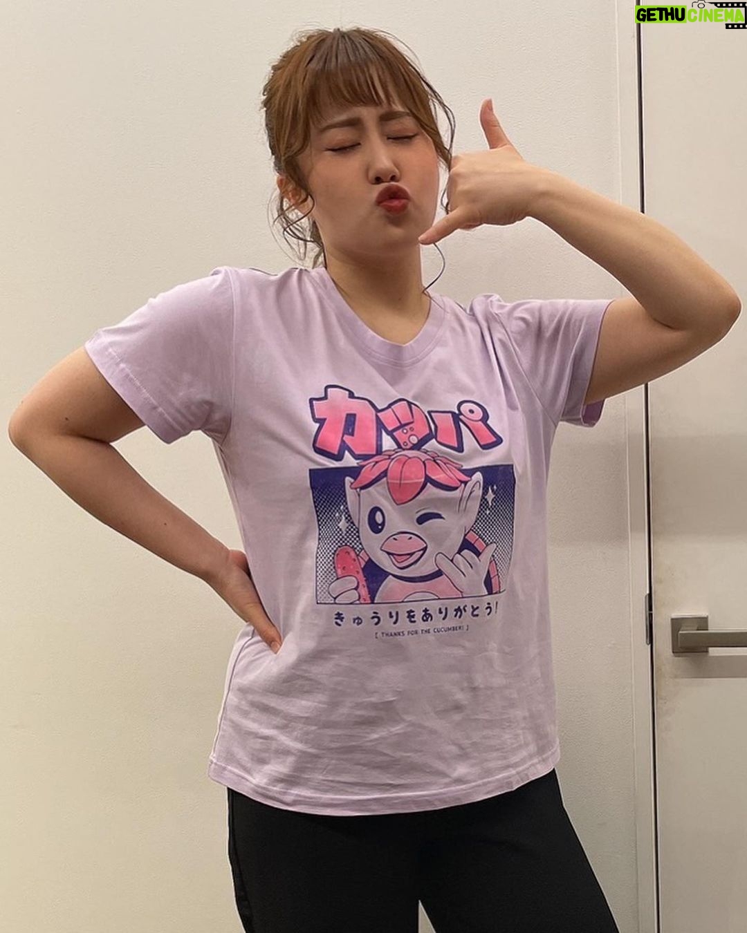 Emi Ōmatsu Instagram - SHEINのお洋服は個性的でユーモアのある可愛いデザインのものがたくさんあるので 着ていてとても楽しい気持ちになります! 2枚目のカッパ好きすぎる笑笑 最近激太りしたのですが、 サイズ展開もたくさんあるのでとても助かっています!!! YouTubeにも載せましたが、 クーポンコードいただけました!(SHEINさんありがとう) 「emirin」です!ぜひ使ってくださーい! #SHEIN #SHEINforall #PR