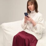 Emi Ōmatsu Instagram - EDNAのTVCM、生配信ありがとうございました！ ウエスト−10センチも無事達成しました😭😭😭 本日より最大50%オフのセール！ この機会にぜひチェックしてみてください☺️☺️☺️ 配信終了後、いつもお世話になっている女性スタッフ３人が 【EDNAでデートコーデを組むなら】というお題で１人１コーデ、考えてくださいました🥺🥺🥺笑 １枚目、２枚目、３枚目 あなたはどのコーデでデートに行きたいですか？？？☺️