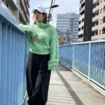 Emi Ōmatsu Instagram – タナカガから頂いたGABGABのニット可愛く着て載せようと思ったのですがポーズださすぎてスミマセンデシタ😭😭😭
お洋服は最強にかわいいです！！！
ガガみょんありがと！！！！！