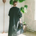 Emi Ōmatsu Instagram - 一枚で着れる服って楽でいいよな〜〜 魅力的〜〜〜🥺🥺🥺