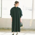 Emi Ōmatsu Instagram - 一枚で着れる服って楽でいいよな〜〜 魅力的〜〜〜🥺🥺🥺