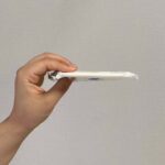 Emi Ōmatsu Instagram – おはようございます!
皆様いかがお過ごしですか?
突然ですがわたくしが使っている生理用品
スリムガードからついにコットンタイプが出ました✌️✌️✌️
天然コットン100%の表面シートなのでやわらかくてつけ心地がとても良いです😭✨
極うすなのでポーチにいれてもかさばらず、使いやすい!のに!
吸収力はロリエの普通のナプキン*の2倍もあるということで(*ロリエ肌きれいガードシリーズとの比較)
常日頃から愛用させていただいております!
皆様もぜひ使ってみてね!
#PR #ロリエ #生理 #コットンナプキン