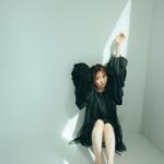Emi Ōmatsu Instagram - 本の出版にあたって 奇跡の一枚を撮ろう！ という目標で撮ったシリーズその２です🙆‍♀️ みなさまは何枚目がお好みですか！