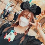 Emi Ōmatsu Instagram - 昨日29歳になりました！ ディズニー満喫しました！ ラスト20代全力で楽しみます！ ハッピーハロウィン🎃👻🍭🧛🍫🧟