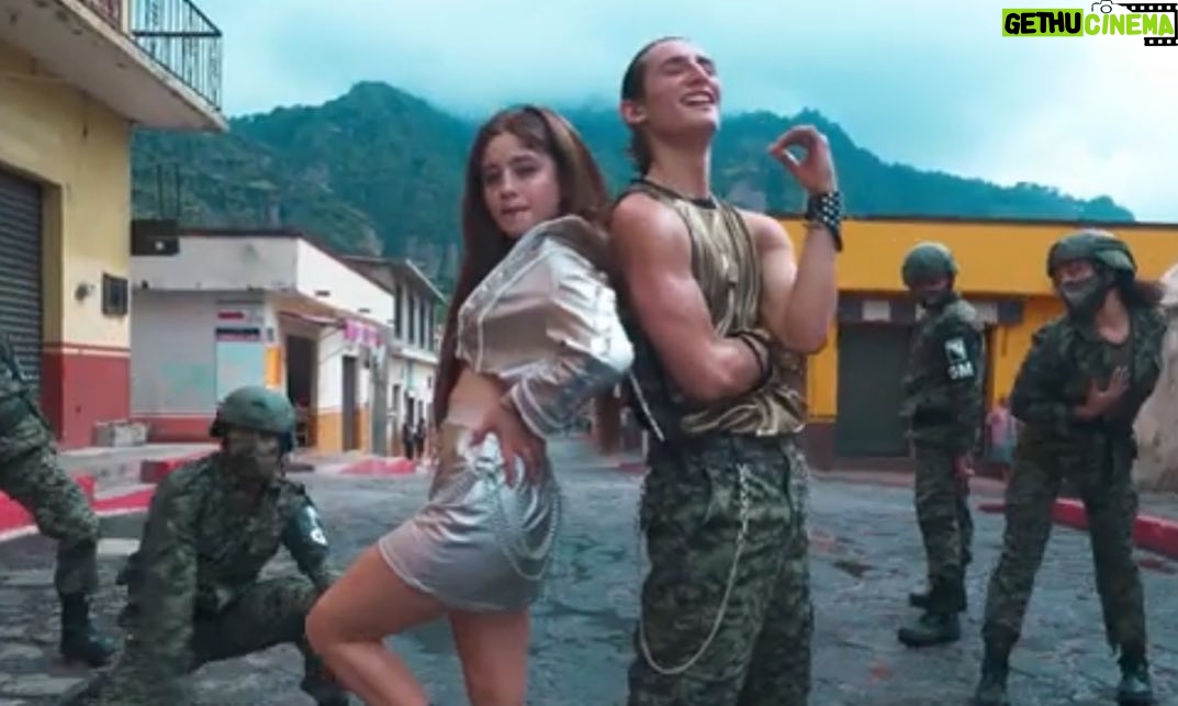 Emilio Osorio Instagram - Diosssss son unos dioses , pinche cumbion bien loco