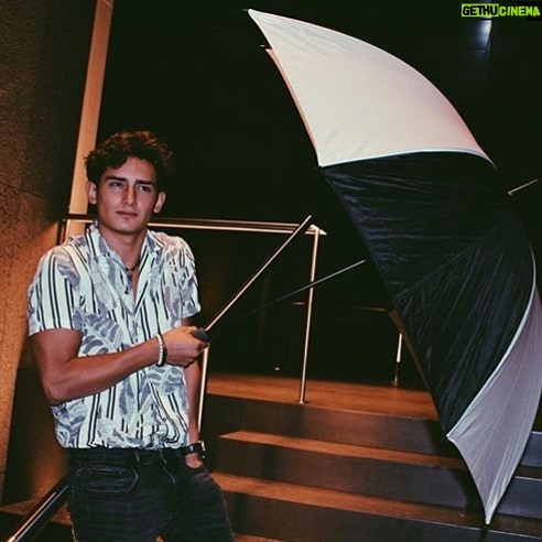 Emilio Osorio Instagram - Te arropo cuando quieras jajaja te amo eres hermoso @emilio.marcos