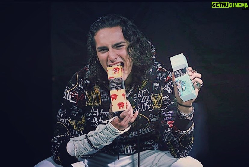 Emilio Osorio Instagram - TE ADMIRO U NUNCA LO DEJARE DE HACER @emilio.marcos