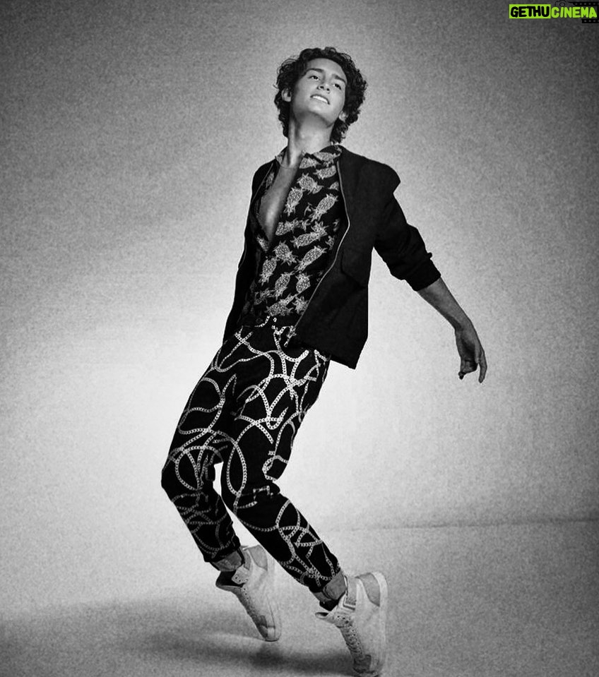 Emilio Osorio Instagram - 🤘🏼🤘🏼 te vi mirándome