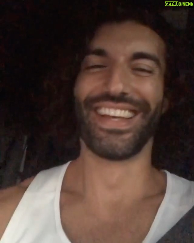 Emily Baldoni Instagram - 🤷♀️ Repost from @justinbaldoni • (Sound on😜🤦🏻♂️) This 15 second rant pretty much sums up our evening. Our marriage. And 2020. Spent our date night in doggy ER because @happybaldoni decided to swallow a huge sock. Welcome to the Baldoni’s night out. #dontcallPETA #marriage #doglife #datenight