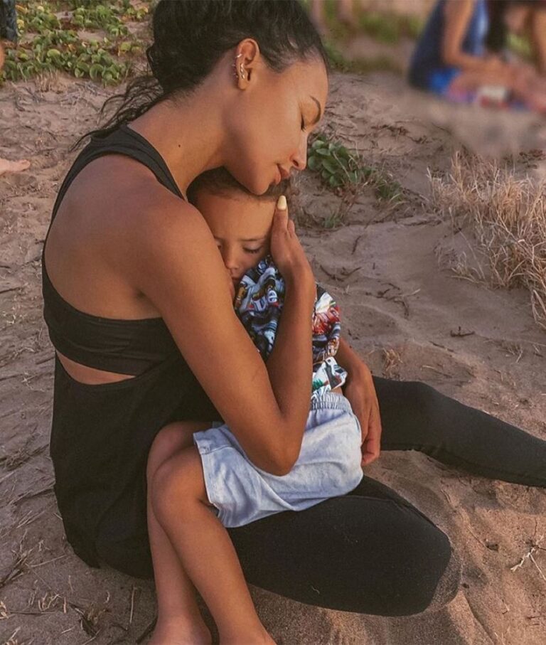Emily Baldoni Instagram - Utterly heartbroken. Naya, rest in Peace and Love mama. We will continue to keep you and your sweet boy in our prayers. I’m holding my children extra close tonight 💔