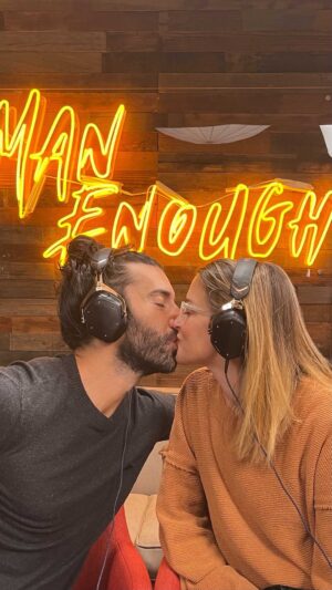 Emily Baldoni Instagram - A conversation about dating and marriage which turned into a deeper sharing about the invisible work of women and mothers.⁣
⁣
Thank you @wearemanenough and @justinbaldoni @feministabulous @jamey_heath_ for having these conversations.⁣
⁣
Link in my bio to listen ❤️