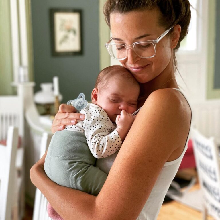 Emily Baldoni Instagram - After a long sweet break from social media while we were in my beloved Sweden, I’m back here with my latest obsession. Malou❤️. My LouMoo❤️. My little niece and my new big love. Brought to this world by one of my top top favorite humans, she is so new and yet she’s always been in my heart. My sis @lisafuxler is a warrior woman who moved through the journey of labor and birth with an insane amount of grace, power and love. I’m in awe. Her partner Fredrik was a super star with complete presence and endless support. This wonderful little girl picked two really really good ones to guide her in her life. I can’t wait to be her cool aunt and teach her the weird and witchy ways of life, oh this is going to be soooo fun!!! I love you deep and true my sweet Malou!!! ❤️