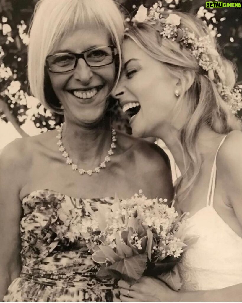 Emily Baldoni Instagram - My sweet mamma turned 70 yesterday! She’s the most wonderful mormor to Maiya, Maxwell and Malou, and we’re all so damn lucky to have her. Vi älskar dig mamsen!! Grattis! ♥️