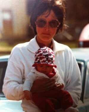 Emily Baldoni Instagram - My sweet mamma turned 70 yesterday! She’s the most wonderful mormor to Maiya, Maxwell and Malou, and we’re all so damn lucky to have her. Vi älskar dig mamsen!! Grattis! ♥️