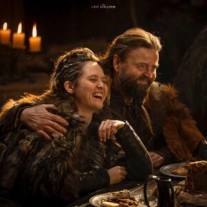 Emily Cox Instagram - Reunited….

@thelastkingdom  #brida #valhalla