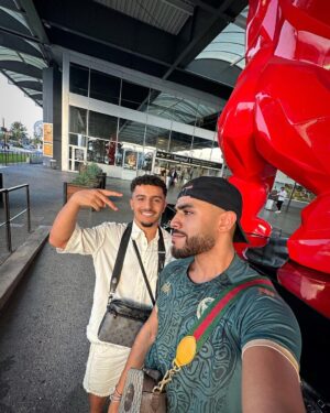 Emine Mkh Instagram - Je pars retrouver ma famille et mon pays 🇹🇳🫶🏽