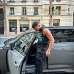 Emine Mkh Instagram - Depuis que Paris c’est devenu Warzone, j’sors en pare-balles ! 💥 Paris, France
