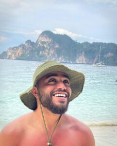 Emine Mkh Instagram - 1,2 ou 3 j’sais plus 🤷🏽‍♂️👀🍀 Monkey Beach, Ko Phi Phi