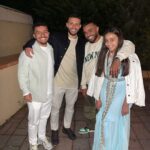 Emine Mkh Instagram - Frères et sœurs séparés par la distance, mais unis par un amour beaucoup trop fort 🌎❤️ Et vous, vous avez combien de frères et sœurs la miff ?