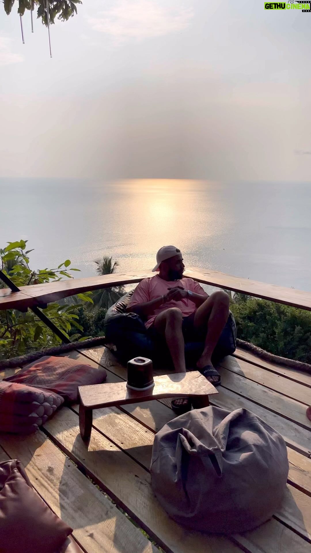 Emine Mkh Instagram - Me no get the time for the hate and the bad energy, got my mind on my money Koh Tao