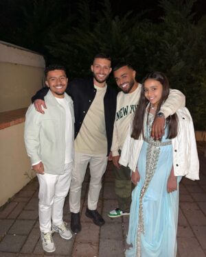 Emine Mkh Instagram - Bye 2023 ! 👋🏾 
It was fun, especially at the end.
I have no doubt that 2024 will be better…💍
Thank you for the good (and the bad too). We took everything 💪🏽🔥🔥
See you next year ✌🏽