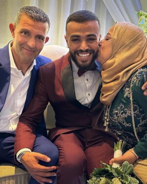 Emine Mkh Instagram - Bye 2023 ! 👋🏾 
It was fun, especially at the end.
I have no doubt that 2024 will be better…💍
Thank you for the good (and the bad too). We took everything 💪🏽🔥🔥
See you next year ✌🏽