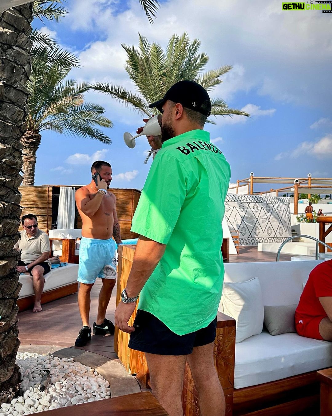 Emine Mkh Instagram - Dubaï Life 💚 Nikki Beach - Dubai