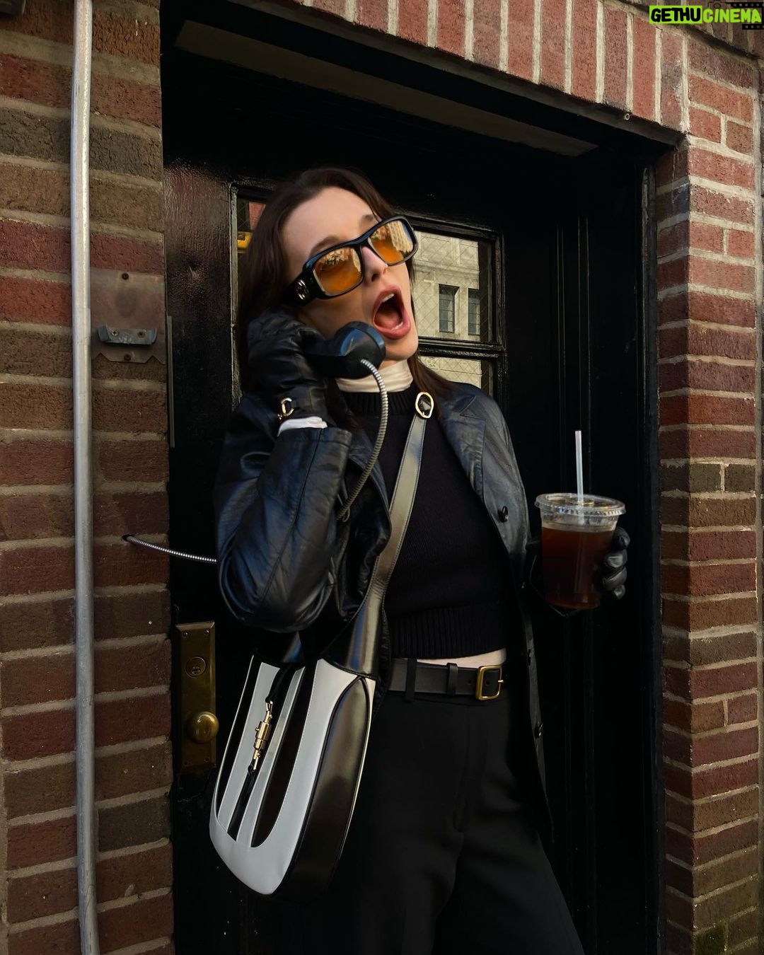Emma Chamberlain Instagram - IM TALKING! New York, New York