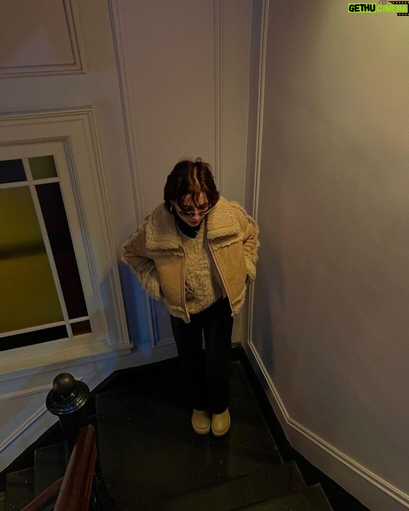 Emma Chamberlain Instagram - 💡 New York, New York