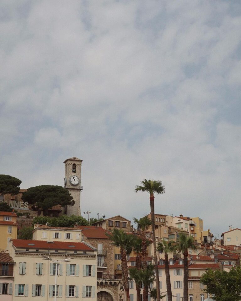 Emma Chamberlain Instagram - @aritzia in cannes 🐟 #aritziapartner Cannes, France